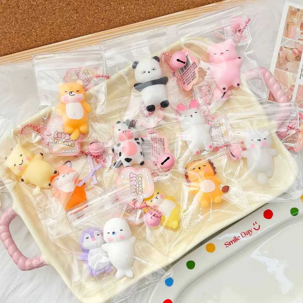 Kira Gift Lucky Scoop 【Only Squishy Fidget Toy 】