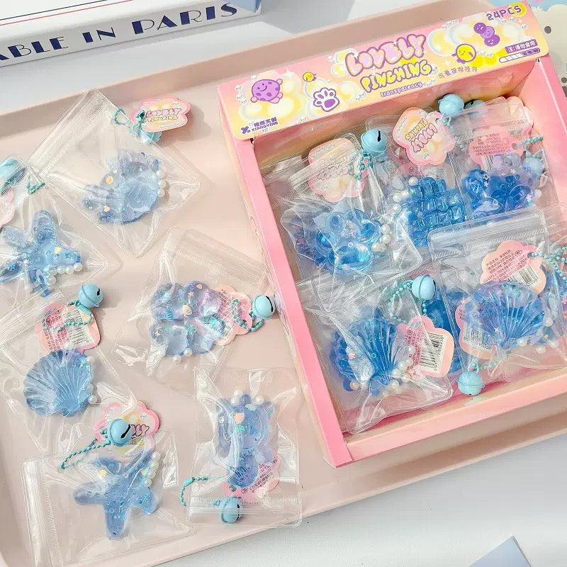Kira Gift Lucky Scoop 【Only Squishy Fidget Toy 】